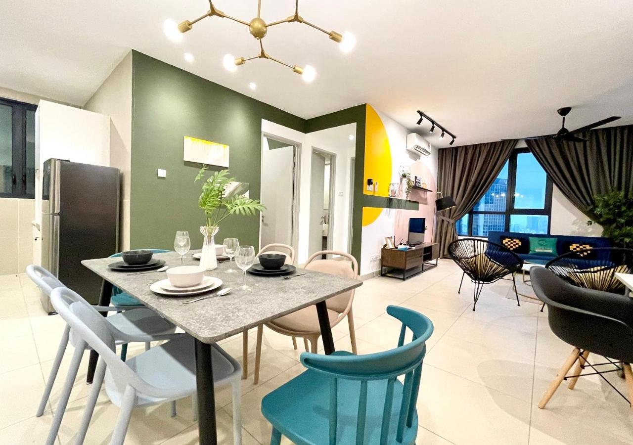 Kl Gateway Premium Residences By Moka Kuala Lumpur Extérieur photo