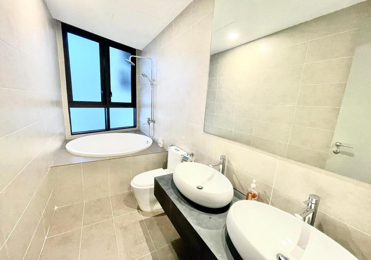Kl Gateway Premium Residences By Moka Kuala Lumpur Extérieur photo