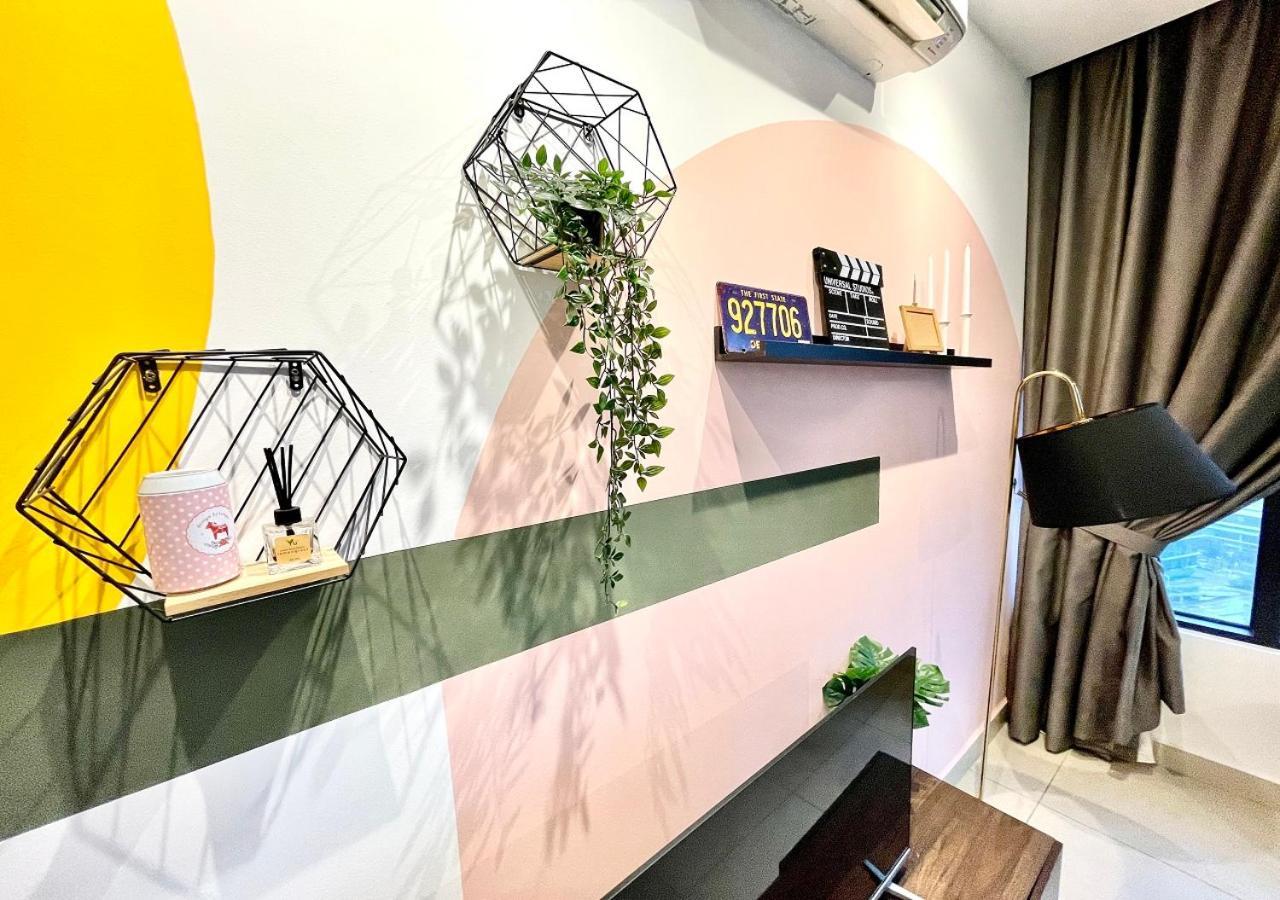 Kl Gateway Premium Residences By Moka Kuala Lumpur Extérieur photo